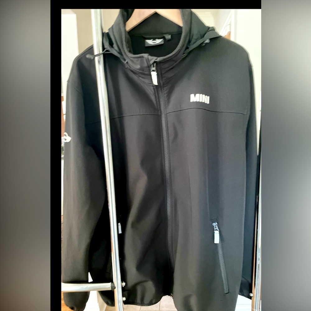 Women’s MINI COOPER Black rain proof, size XXL, hood with zipper.